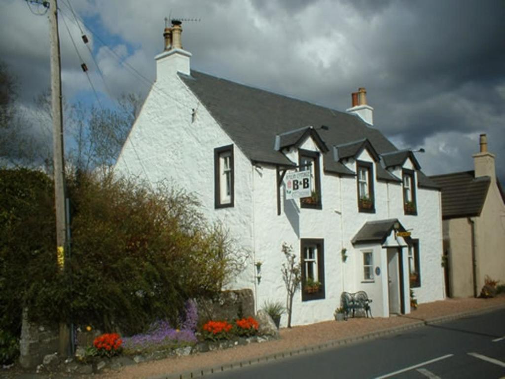 Roslin Cottageカランダー エクステリア 写真